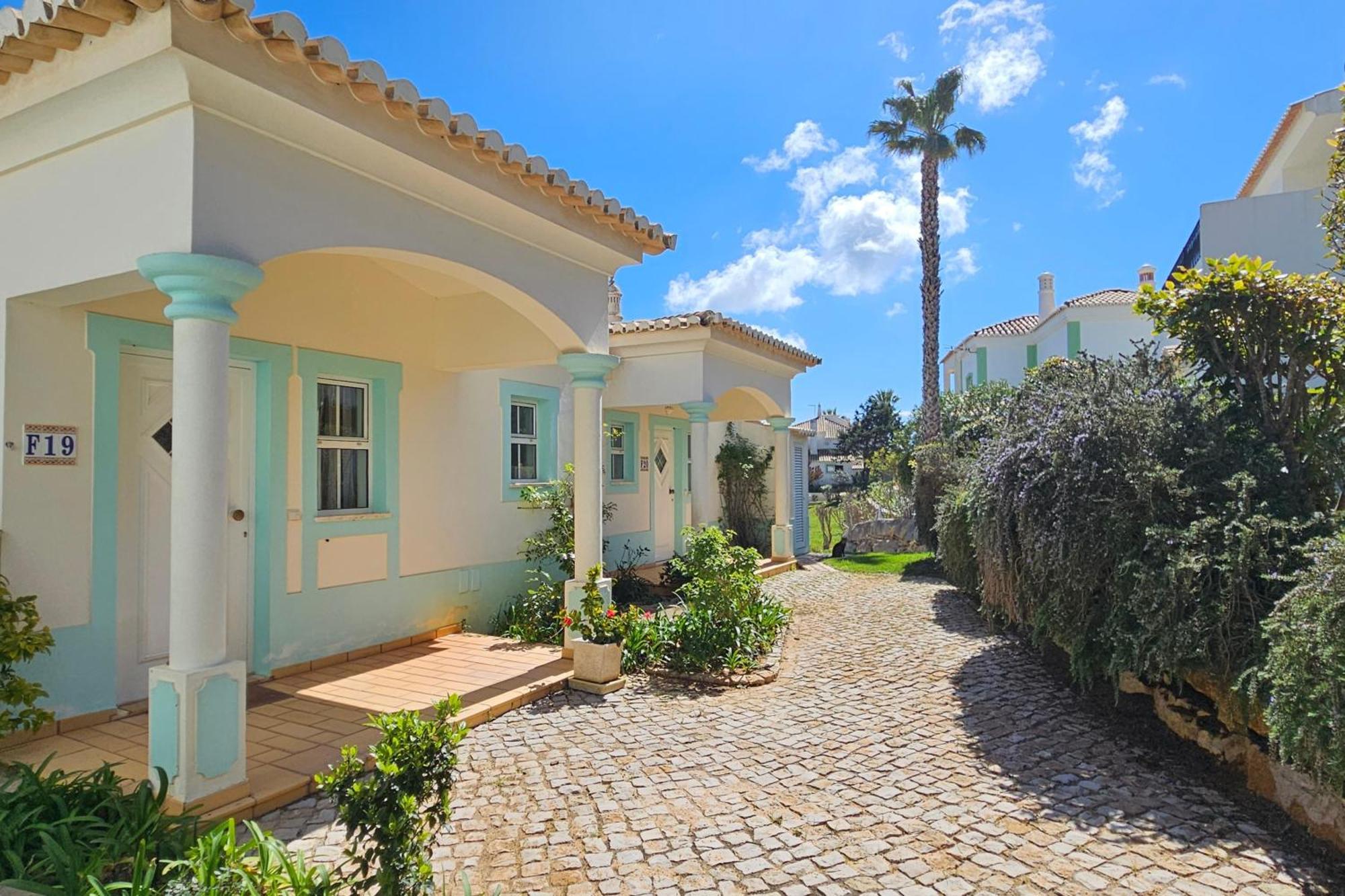 Quinta Da Floresta - Santo Antonio Villas, Golf & Spa Budens Eksteriør bilde